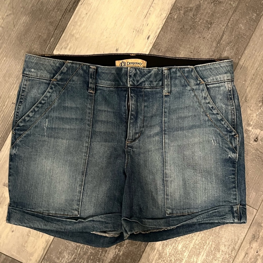 DEMOCRACY “Ab”SOLUTION HI-RISE WOMEN’S SIZE 12 CUFFED 5” DENIM SHORTS